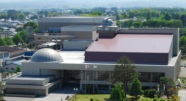 十和田市民文化センター